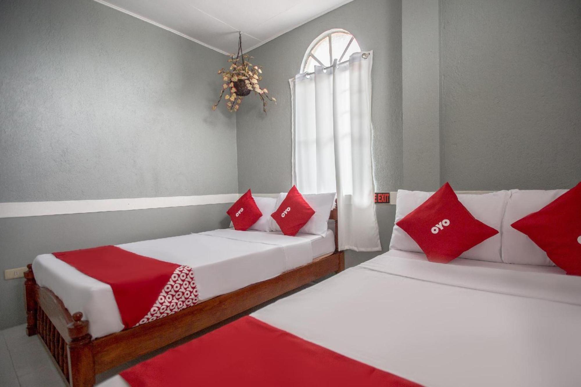 Oyo 588 Sunrock Resort อันติโปโล ภายนอก รูปภาพ