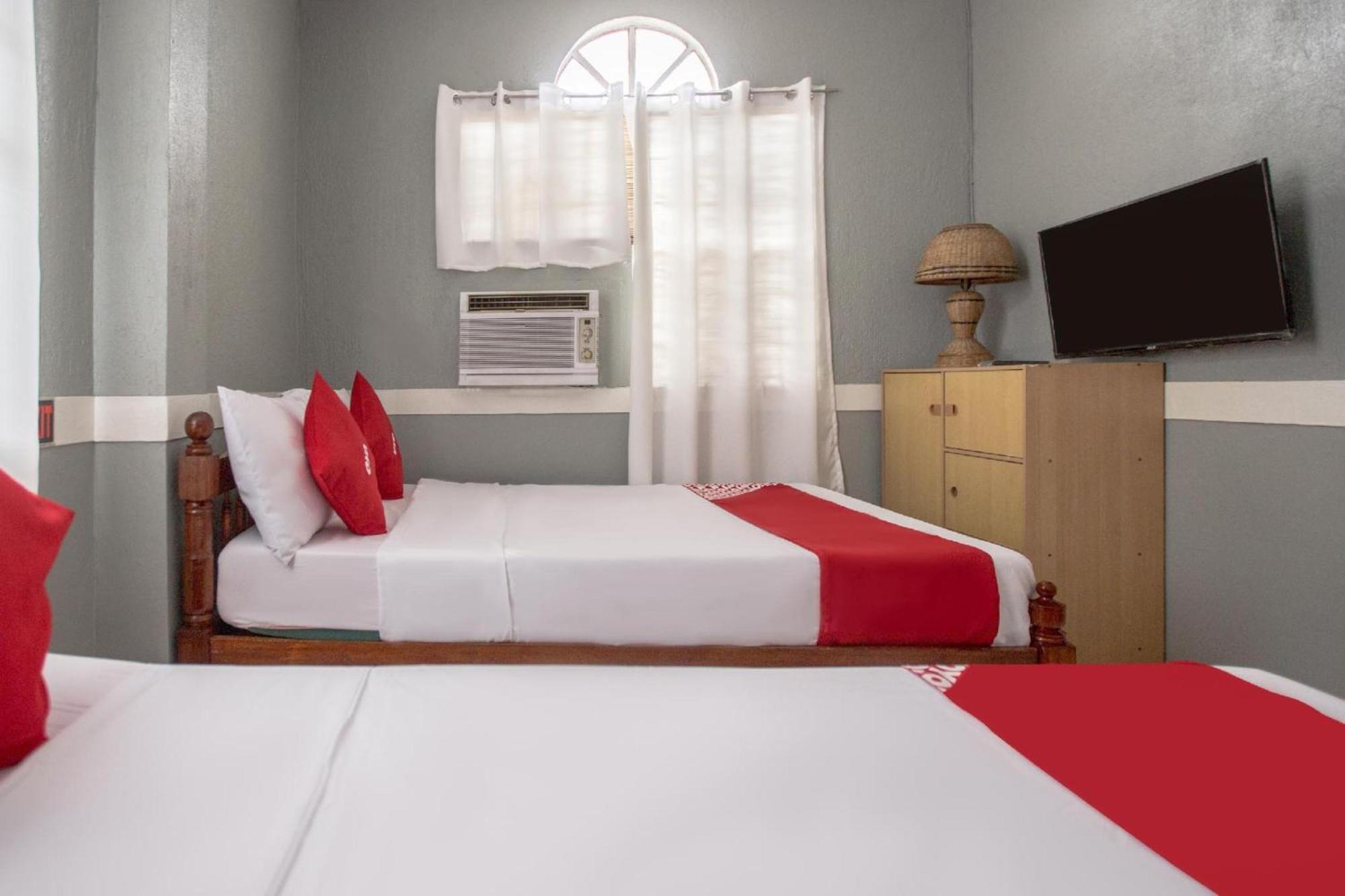 Oyo 588 Sunrock Resort อันติโปโล ภายนอก รูปภาพ