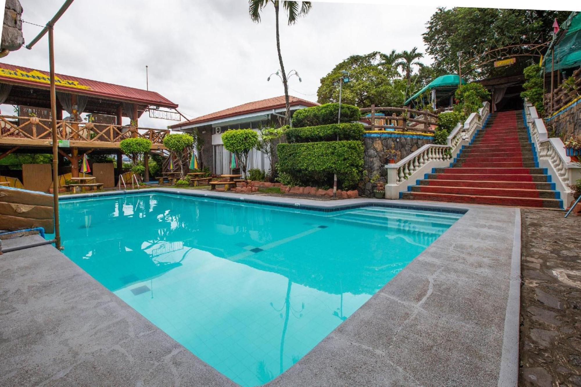 Oyo 588 Sunrock Resort อันติโปโล ภายนอก รูปภาพ